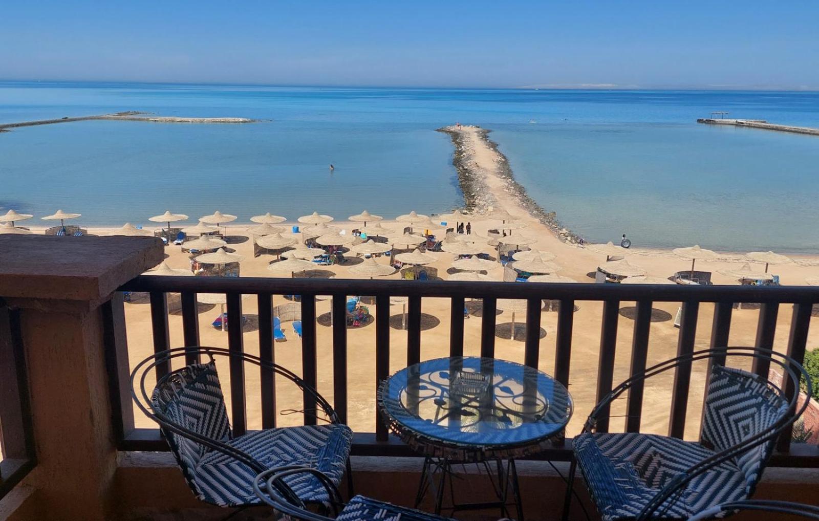 Comfort Zone At Turtles Beach Resort Хургада Экстерьер фото